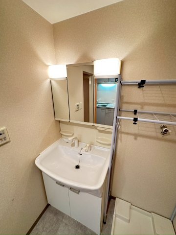 洗面設備　詳細は、RISUMO江坂本店までお問合せください♪