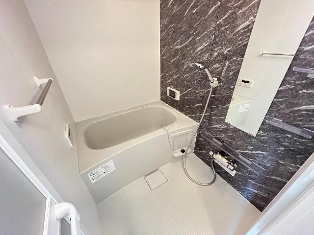 バス・シャワールーム　バス（イメージ）