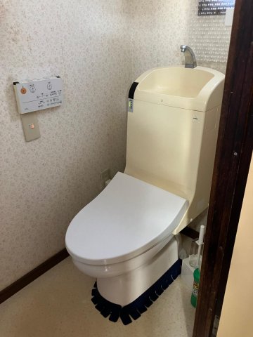 トイレ　トイレ