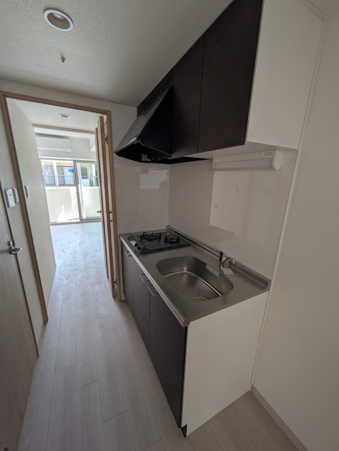 キッチン　２０１号室の室内写真となります。