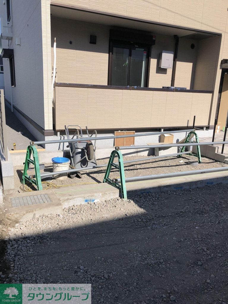 エントランス　バルコニー