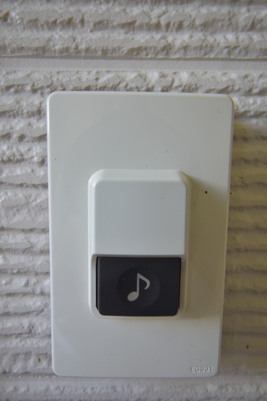 セキュリティ　玄関チャイム