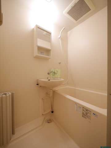 バス・シャワールーム　別部屋参考写真です