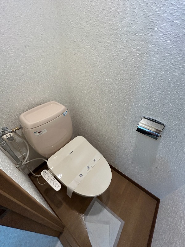 トイレ　トイレ