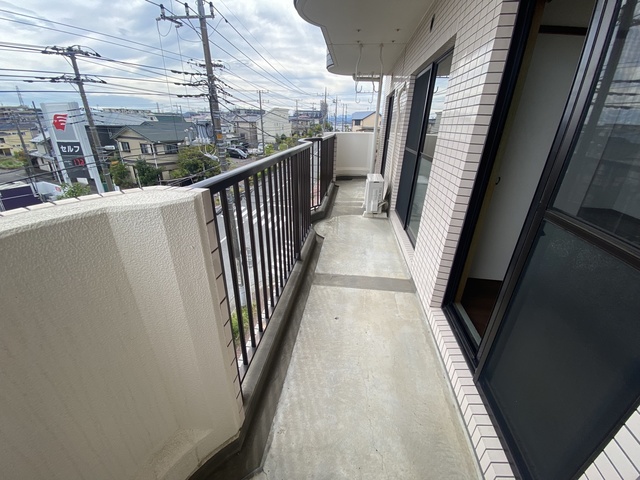 バルコニー　別号室の参考写真になります。
