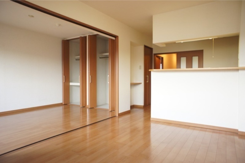 居室・リビング　図面と現状が相違がある場合には現状を優先．．．