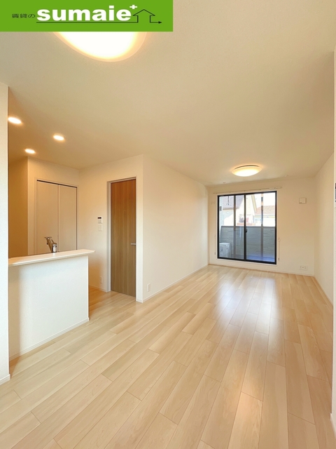 居室・リビング　同仕様写真