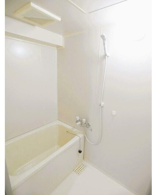 バス・シャワールーム　清潔感のある快適バスルーム♪