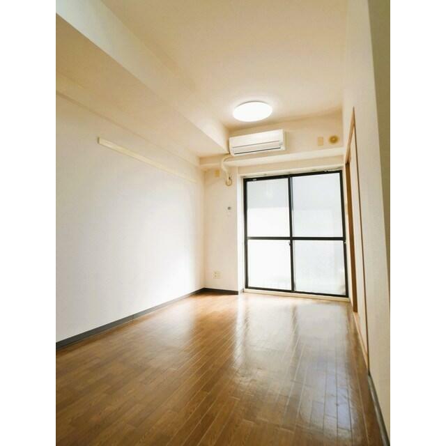 居室・リビング　開放感のあるゆったりとしたお部屋です♪