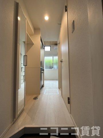 玄関　別号室イメージの為、現状を優先致します。