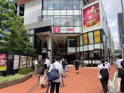 ショッピングセンター　NU茶屋町（ショッピングセンター）まで849m