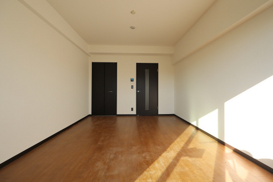 居室・リビング　※別部屋の写真です