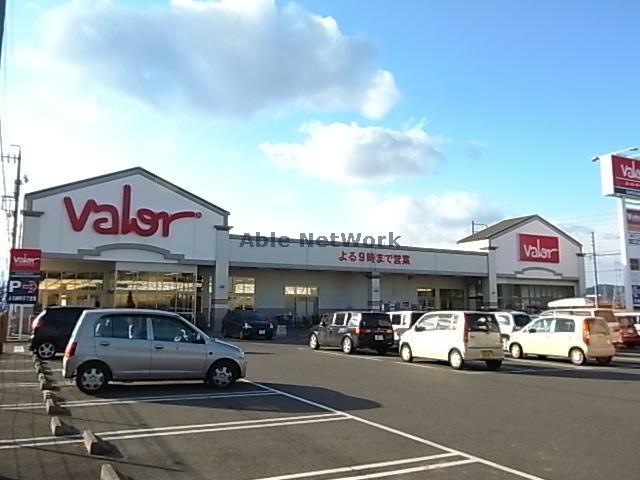 スーパー　バロー正木店（スーパー）まで1215m