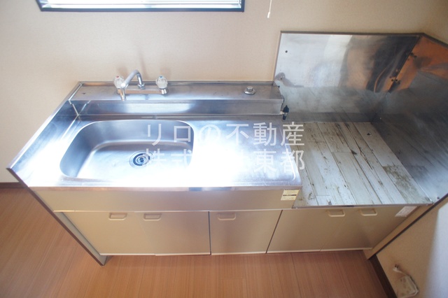 キッチン　自炊派には便利なガスコンロ設置可能キッチンです♪