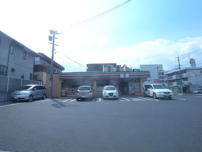 コンビニ　セブンイレブン 名古屋一社４丁目店（コンビニ）まで138m
