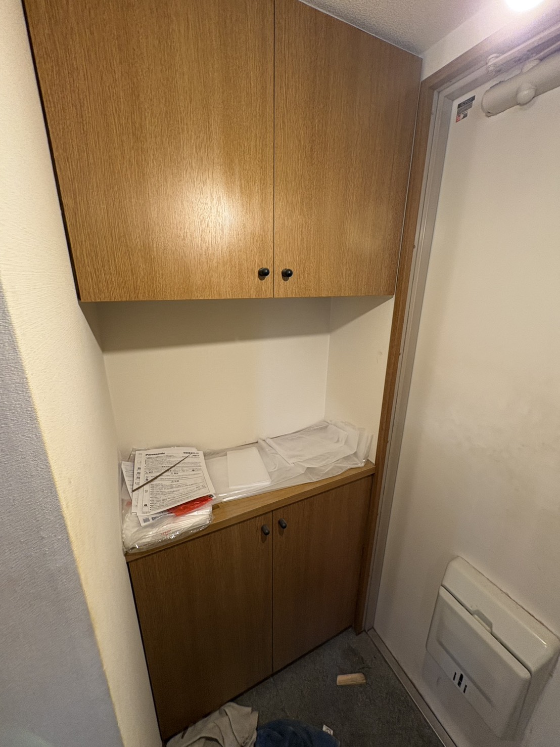 玄関　※リフォーム中の写真です