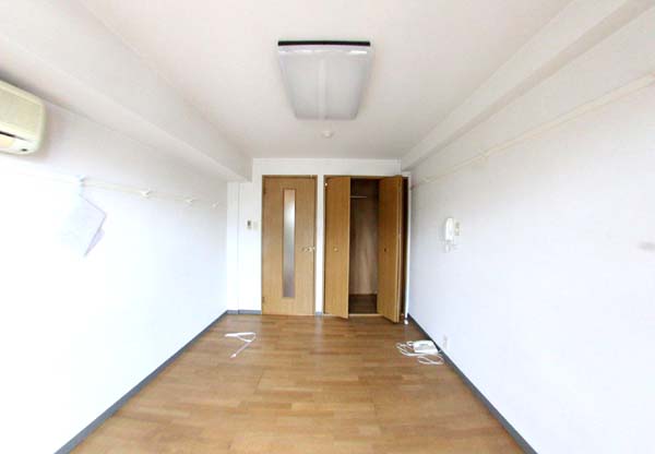 居室・リビング　居間です