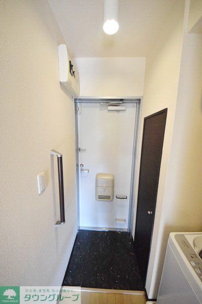 玄関　同物件別号室参考写真