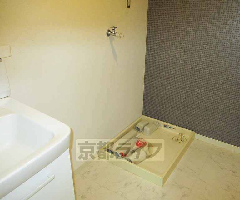 洗面設備　独立洗面台です。