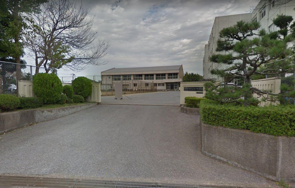 中学校　木更津市立清川中学校（中学校）まで1500m