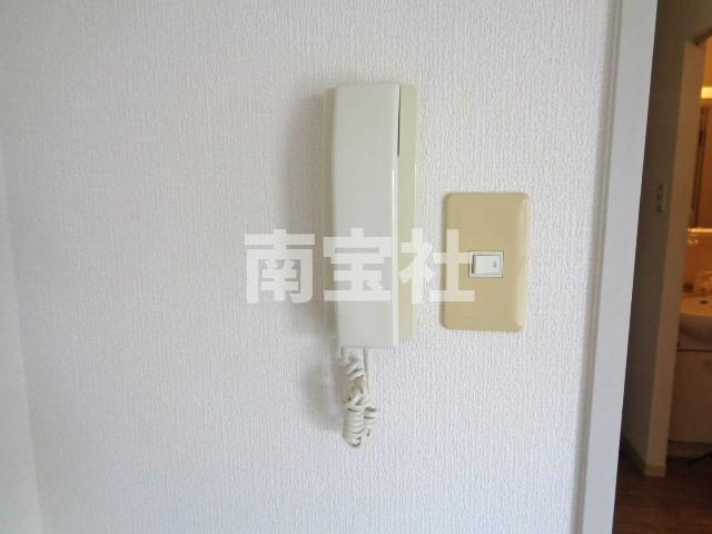 セキュリティ　インターホンです