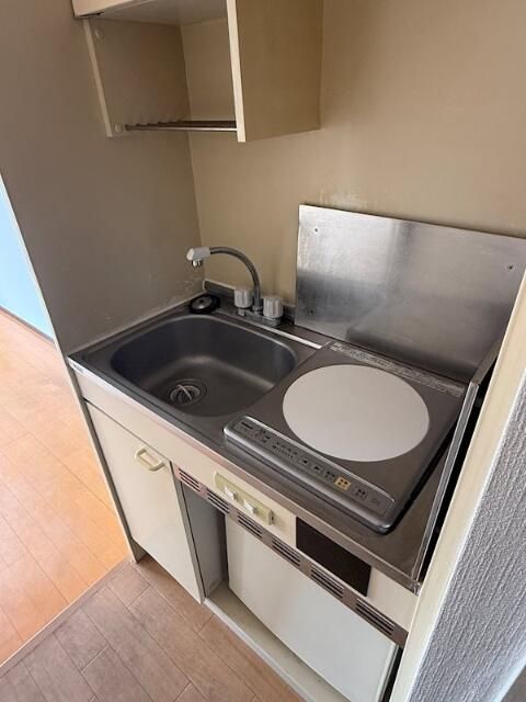 キッチン　IHクッキングヒーター付き