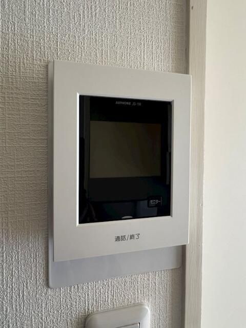 セキュリティ　モニター付きインターホン 防犯カメラあります
