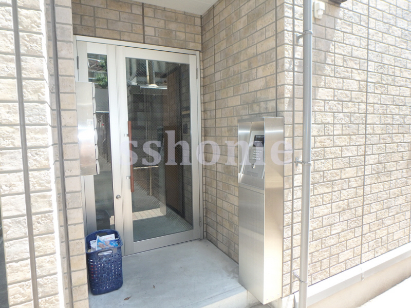 エントランス　建物入口