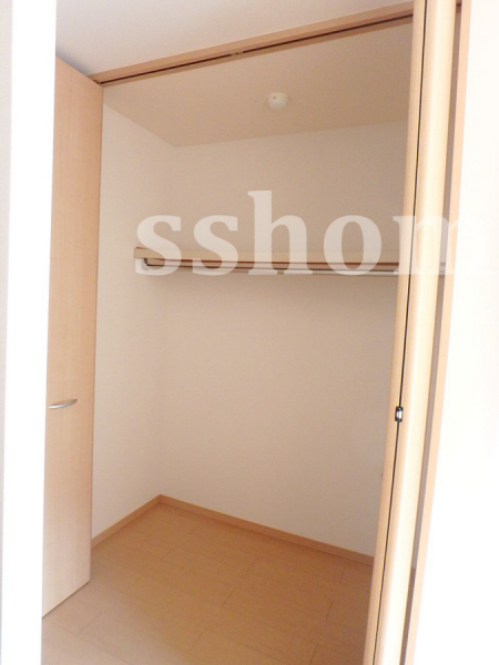 収納　大きなクローゼット付き