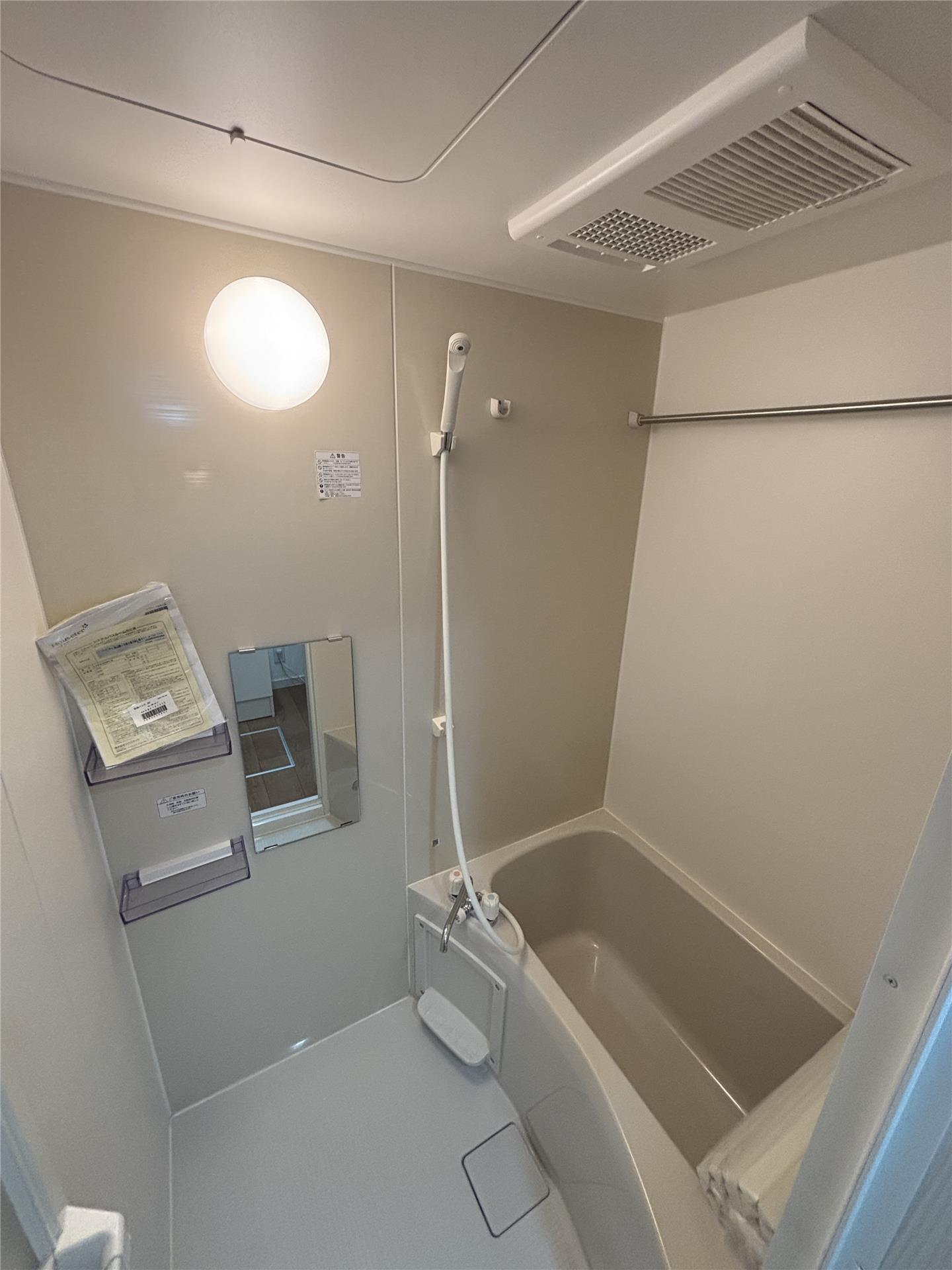 バス・シャワールーム　建築中のため類似物件の参考写真です