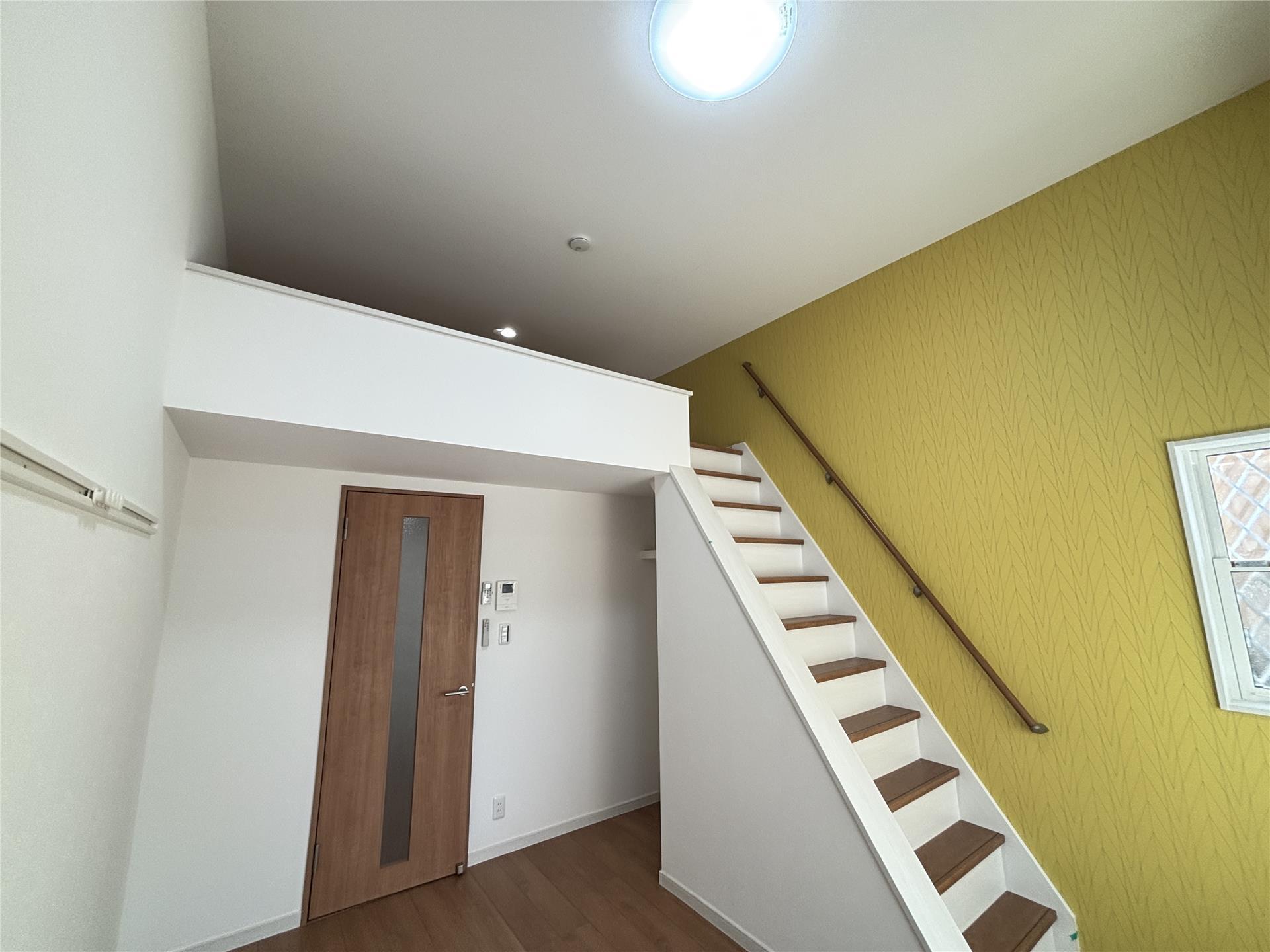 居室・リビング　建築中のため類似物件の参考写真です