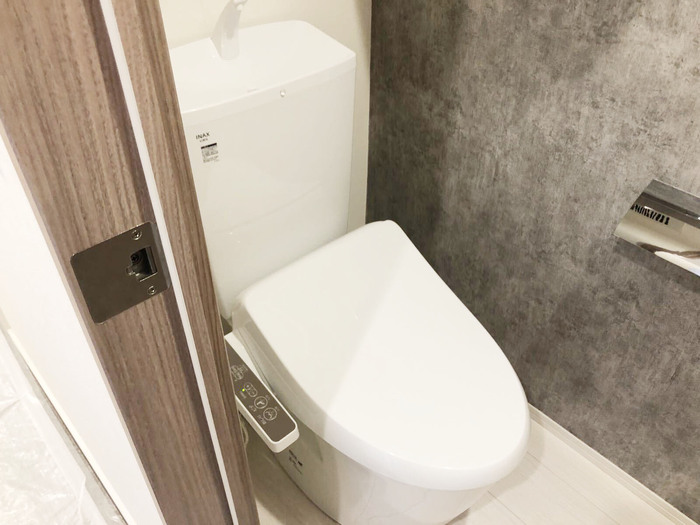 トイレ　温水洗浄暖房便座