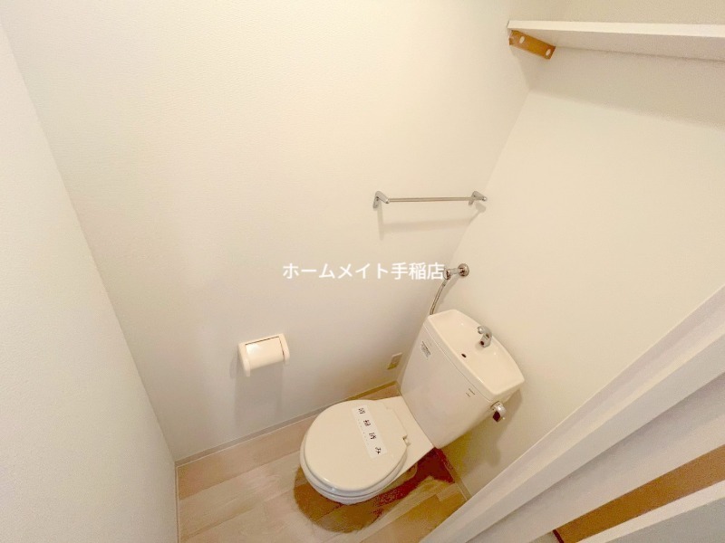 トイレ　ウォシュレット付きで快適な環境です♪