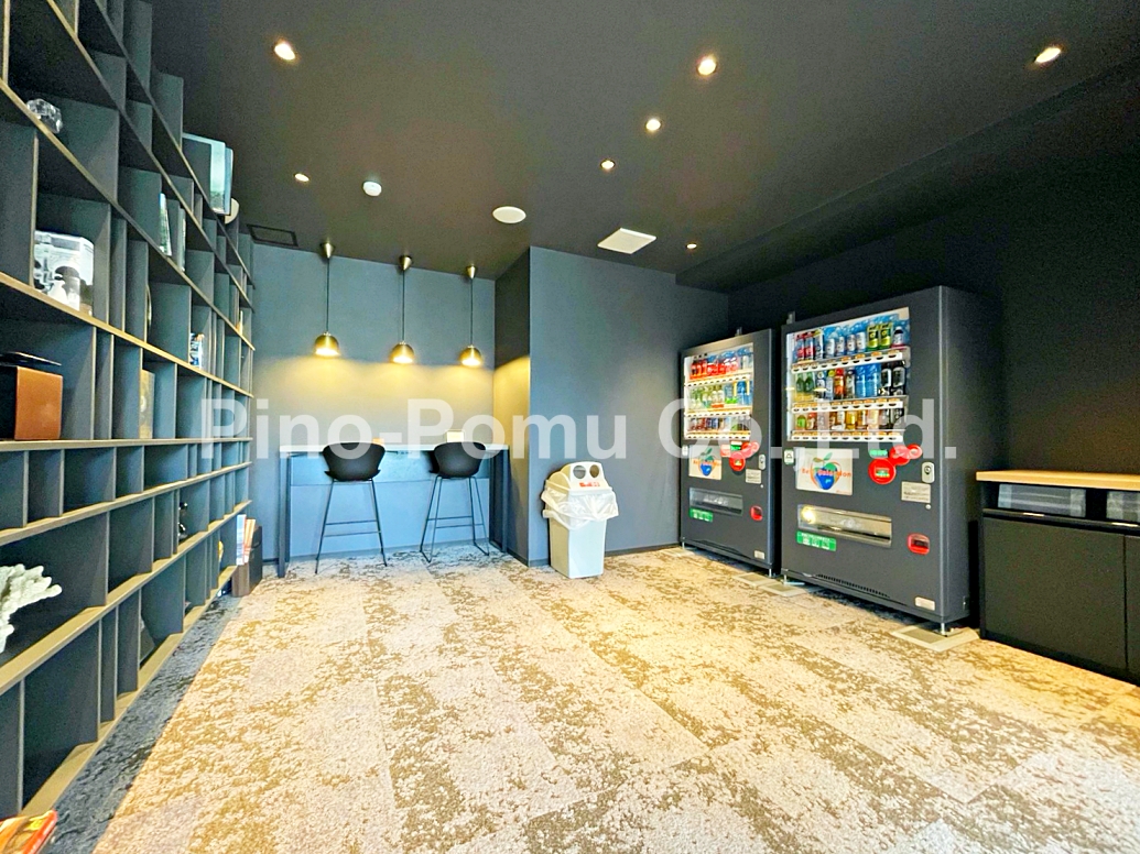 コンビニ　ローソン下目黒1丁目店（コンビニ）まで271m