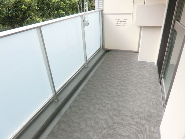 バルコニー　バルコニー