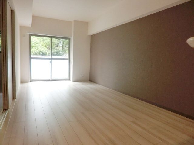 居室・リビング　日当たり良好