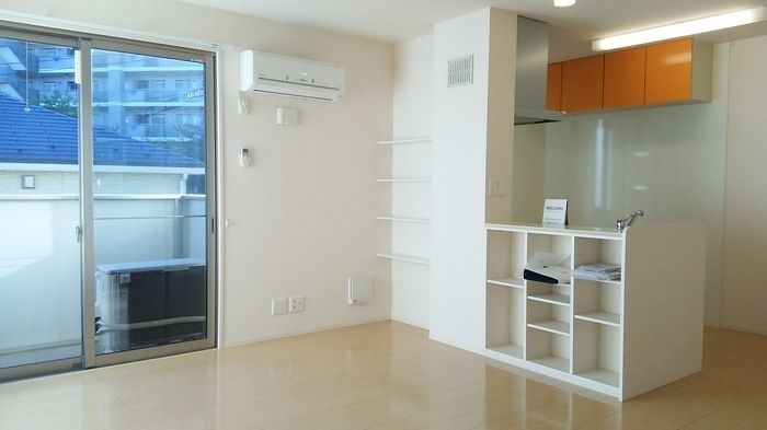 居室・リビング　現地待ち合わせ歓迎♪お問合せはタウンハウジング千葉店まで！