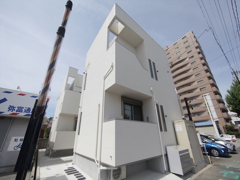 建物外観　外観　オートロック付　デザイナーズ