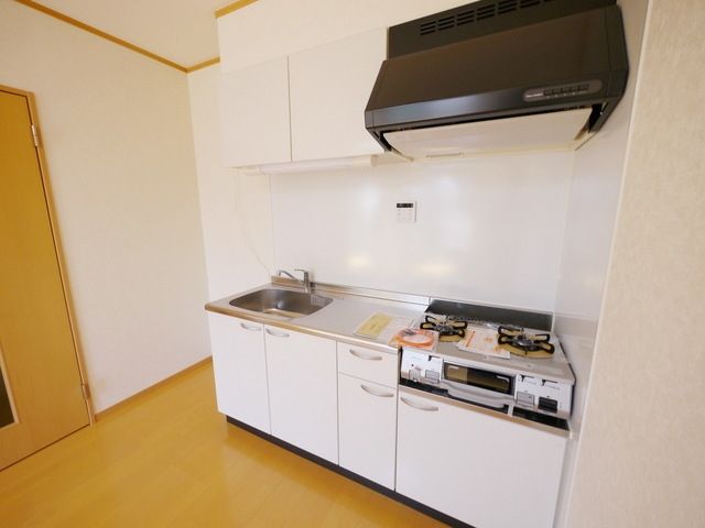 キッチン　★ガスコンロ２口設置済み★