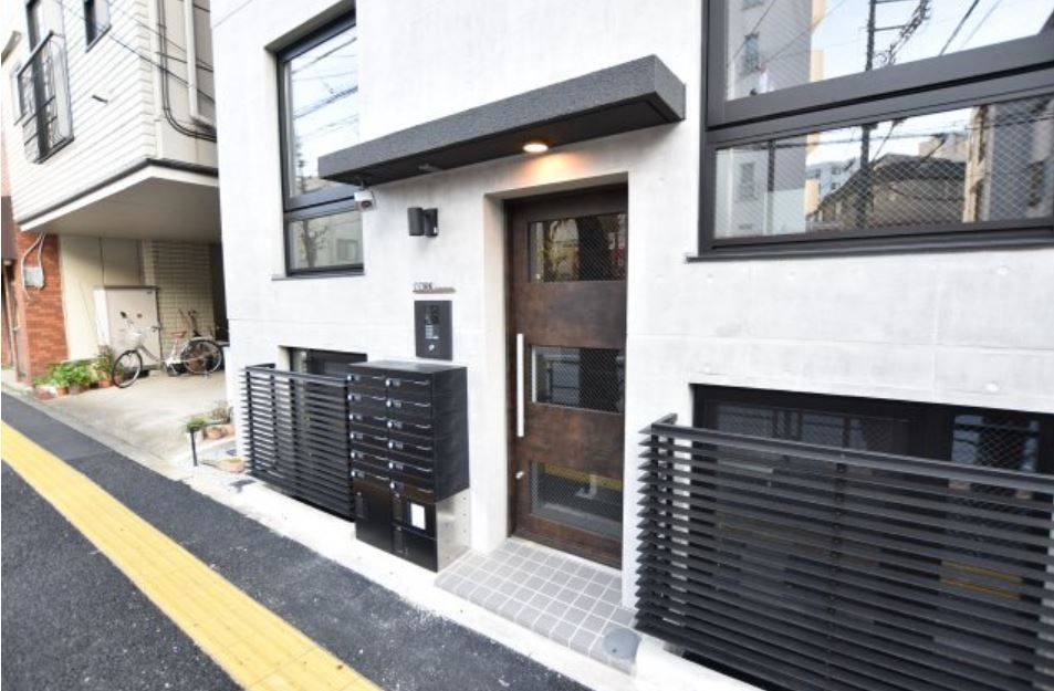 エントランス　コルク本駒込　文京区向丘2