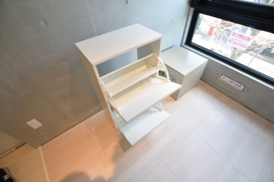 収納　コルク本駒込　文京区向丘2