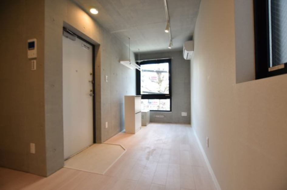 居室・リビング　コルク本駒込　文京区向丘2