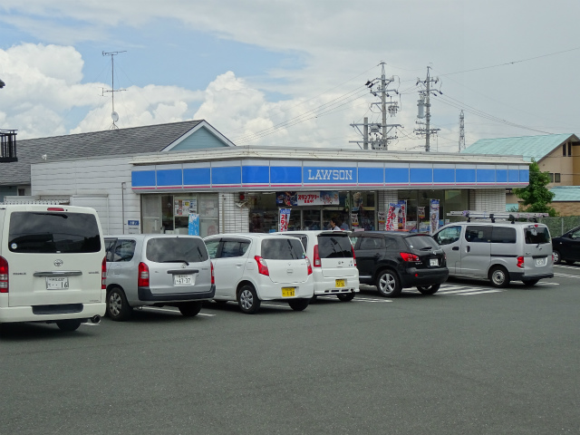 コンビニ　ローソン（コンビニ）まで1212m