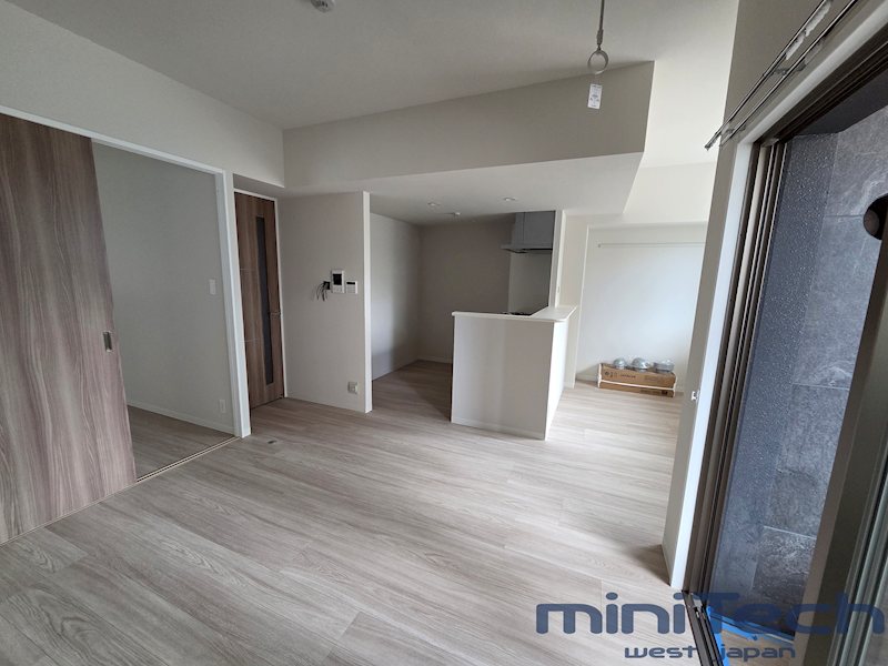 その他　現地モデルルーム写真のため現況優先