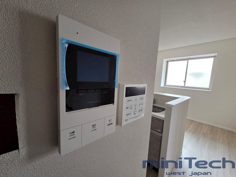 セキュリティ　現地モデルルーム写真のため現況優先