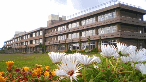 小学校　阿見町立阿見第一小学校（小学校）まで868m