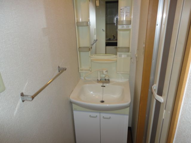 洗面設備　独立洗面台付き