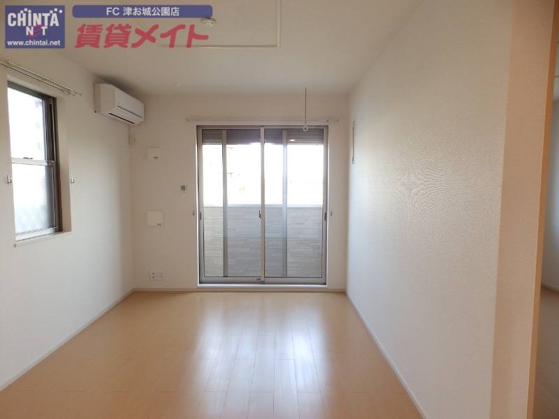 その他部屋・スペース　同物件別室の写真です