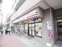 コンビニ　セブンイレブン　荒川店(荒川3丁目）（コンビニ）まで130m