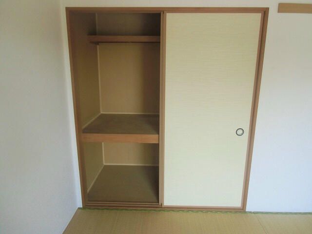 収納　別部屋参考写真です